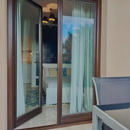 Azur 2 - Panoramic Escape Appartamento